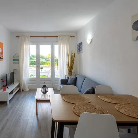 شقة فندقية Complejo Turistico Menorca Sol Isla 3*